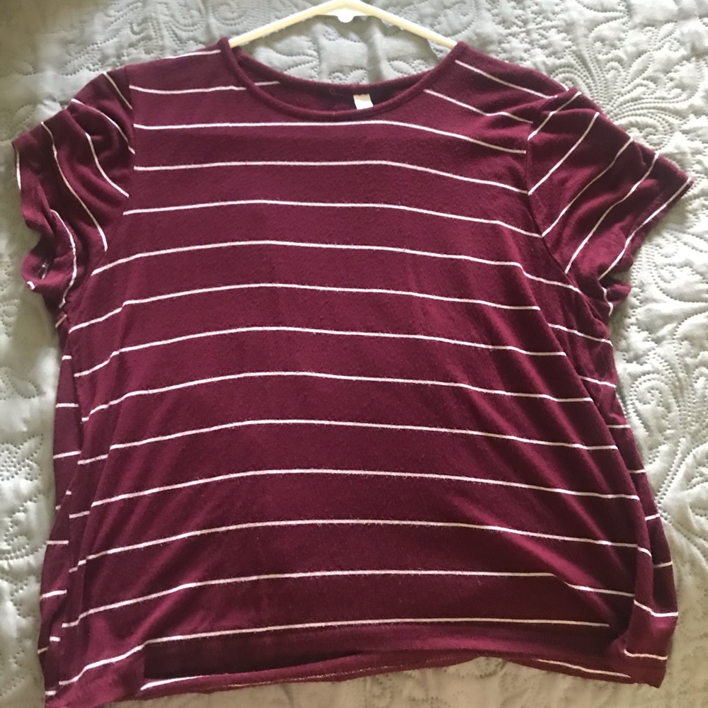 Maroon crop top
